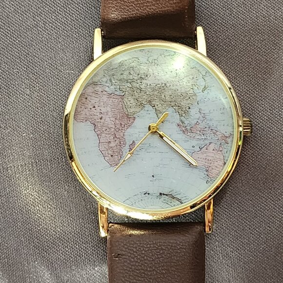 Accutime Watch Corp. Blue World Map Face Gold Tone Analog Stainless Back Watch - Picture 6 of 16